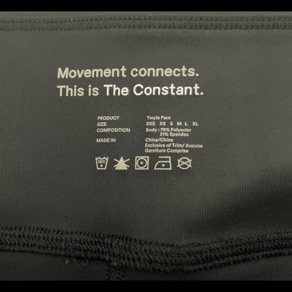 Aritzia The Constant Twyla Black Glossy Leggings L - Picture 11 of 14